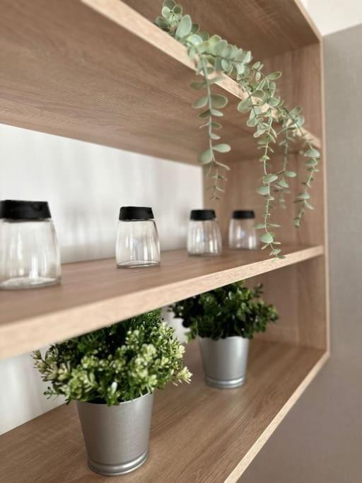 Honka's Retreat - Wooden Beauty